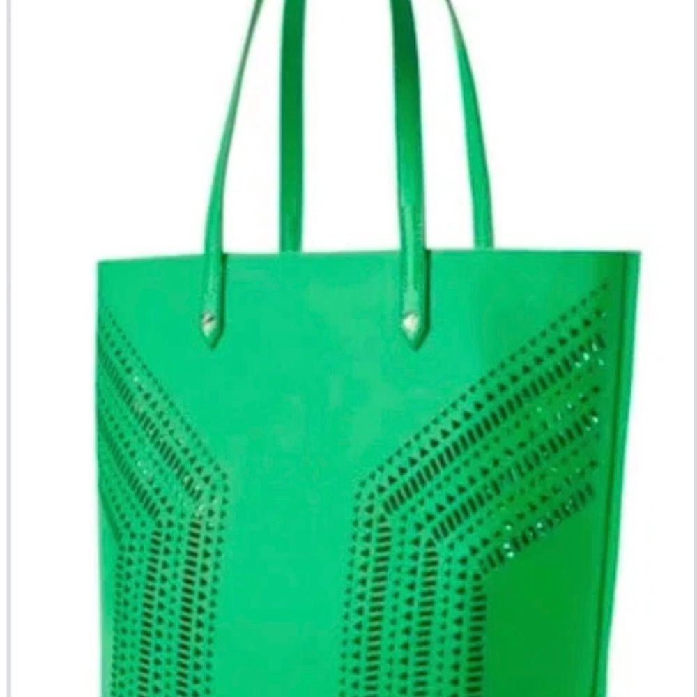Stella & Dot Filmore Tote - Picture 4 of 6
